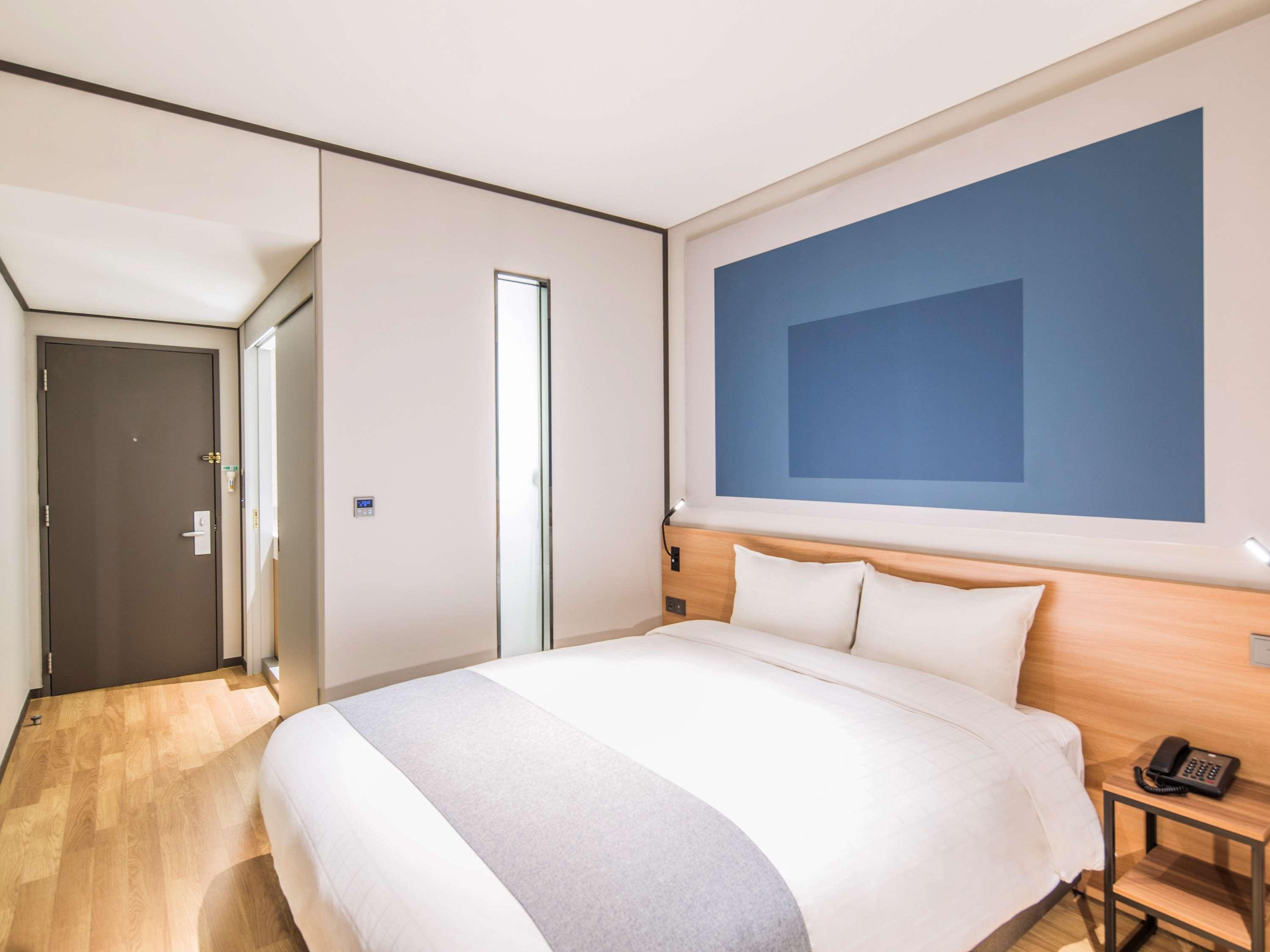 Ibis Ambassador Suwon Hotell Eksteriør bilde